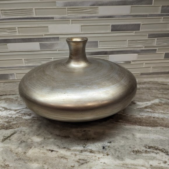 Carolyn Kinder Mid Century Brushed Aluminum vase with clear Ball 10"x 11" - Picture 14 of 14